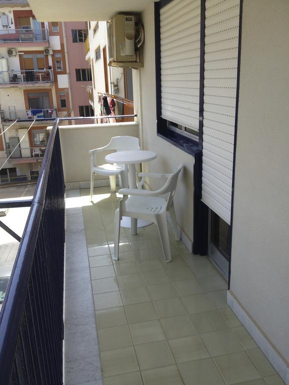Apartamento Sea Star Cefalú Habitación foto
